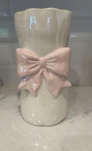 🎀TIKTOK Viral NEW Iridescent PINK Bow Coquette Flower Vase NEW!🎀 - Picture 1 of 6
