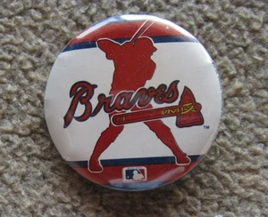 VINTAGE 1980er ATLANTA BRAVES ☆SELTEN☆ 1 1/4" MLB BASEBALL PIN BACK BUTTON - Bild 1 von 1