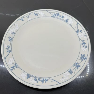 Vintage Corelle First of Spring Add-on/Replacement Dinner Plate 10.25 Inch - Image 1 of 4