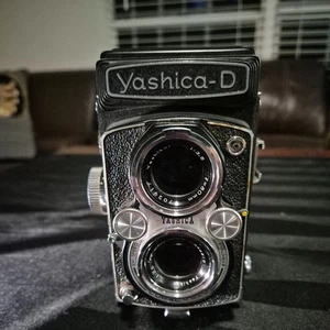 Yashica-D Twin Lens Spiegelreflexkamera mit Yashikor 80mm f3.5 Objektiv Copal - MXV Shutter - Bild 1 von 15