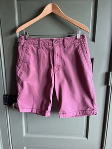 Old Navy Chino Shorts sonnengewaschen Nantucket rot Gr. 32 neu ohne Etikett 100 % Baumwolle - Bild 1 von 5