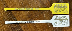 Set of 2 Harmony House Nashville Tennessee 1970’s FOUR GUYS Swizzle Sticks (MG) - Picture 1 of 2
