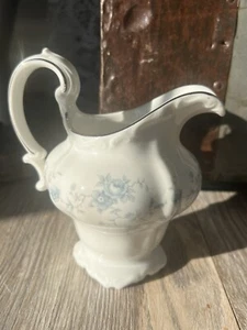 Crema ghirlanda blu Johann Haviland / brocca crema fiori blu Baviera - Foto 1 di 8