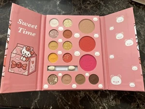 15 Farben Sanrio Lidschatten Palette - Matte Shimmer Glitter Farbpalette - Bild 1 von 3