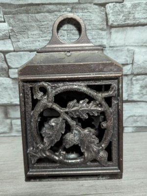 LEER De Colección Japonés Estilo Delgado Hierro Fundido Candelabro Linterna Hoja de Uva Lámpara Foto 1 de 4