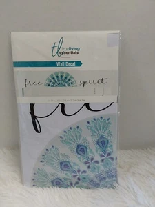 True Living Essentials "Free Spirit" Türkis Mandala Wandtattoo 11" x 13,5"... - Bild 1 von 4