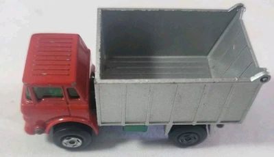 Matchbox Superfast Lesney GMC Tipper Truck with Box - Image 1 of 4