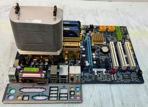 Gigabyte Technology GA-EP35-DS3L, LGA 775/Socket T, Intel Motherboard T1172 - Picture 1 of 22