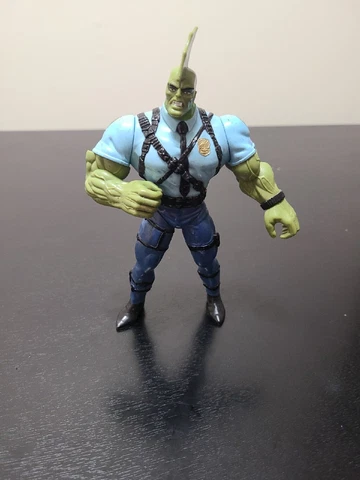 Vintage 1995 TMNT Erik Larsen's The Savage Dragon Action Figure Collectible Cover