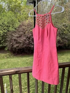 Lilly Pulitzer Soft Crochet Shift Mini Dress Pink Gold Halter $198 Barbiecore 00 - Picture 1 of 17