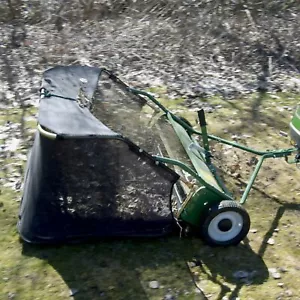 Rasenkehrmaschine Laubkehrmaschine Sammler ATV Rasentraktor Quad Rasen Blätter - Bild 1 von 3