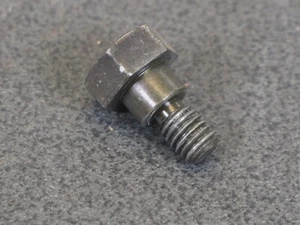 Bolt-flanged,6x10 KAWASAKI ZR1100 ZEPHYR 1994 130G0610 16490 - Picture 1 of 4