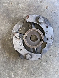 Embrague de 2 zapatos para ciclomotores Puch E50 - necesita zapatos nuevos - Imagen 1 de 4