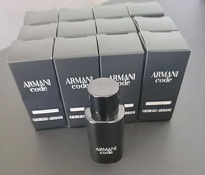 (12) Armani Code Eau De Toilette 0,23 fl oz por GIORGIO ARMANI (Mini Splash) Foto 1 de 4