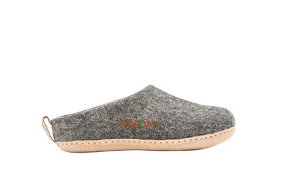 手工制作室内羊毛毛毡拖鞋带皮革鞋底 - 木炭 — 第 1/4 张图片