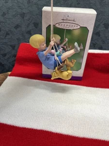 Vintage Hallmark Keepsake Ornament 2000 Classic Pooh A Swing With Friends - Picture 1 of 5