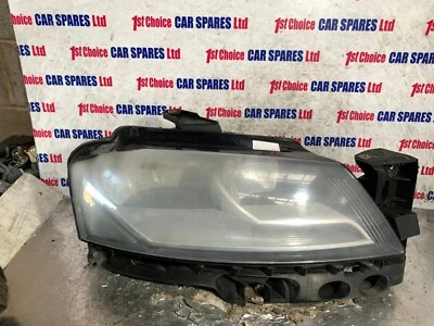 Audi A3 8P 2010 mk2 facelift DRIVER SIDE halogen head light lamp SMOKEY DAMAGE - image 1 of 4