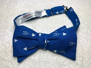 PAJARITA AJUSTABLE PARA HOMBRE DAPPER AZUL CON FLECHAS - Imagen 1 de 4