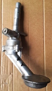 TOYOTA HILUX VAN 1Y 2Y 3Y 8 VALVES OHC OIL PUMP USED - Picture 1 of 12