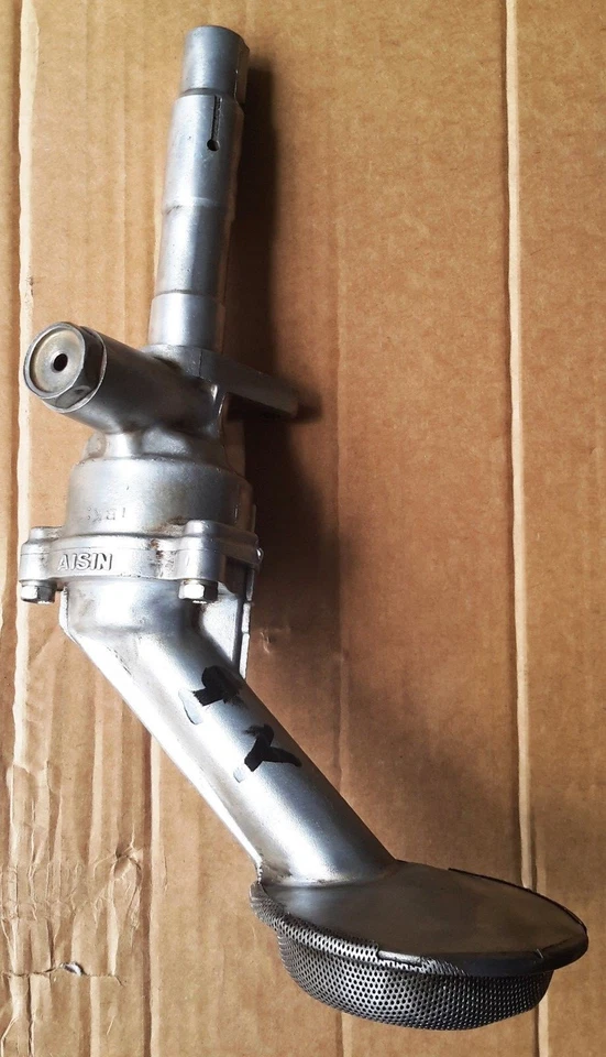 BOMBA DE ACEITE OHC TOYOTA HILUX VAN 1Y 2Y 3Y 8 VÁLVULAS USADA Foto 1 de 4