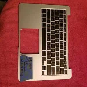 Apple Macbook Pro 13" palm rest with keyboard P/N 613-00564-B - Picture 1 of 3