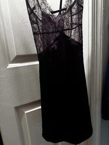 Victoria Secret Very Sexy Purple Lingerie Women's Size Small - Picture 1 of 12