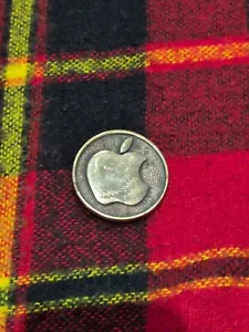 Fibbia da cintura vintage originale 1978 Apple Computer ottone massiccio made in USA by BTS - Foto 1 di 4