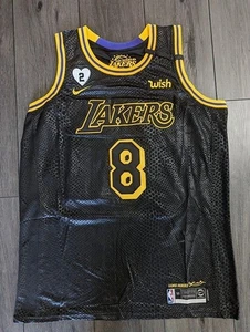 Camiseta deportiva de baloncesto grande Kobe Bryant #8 / #24 Lakers negra Mamba Gigi Heart - Imagen 1 de 2