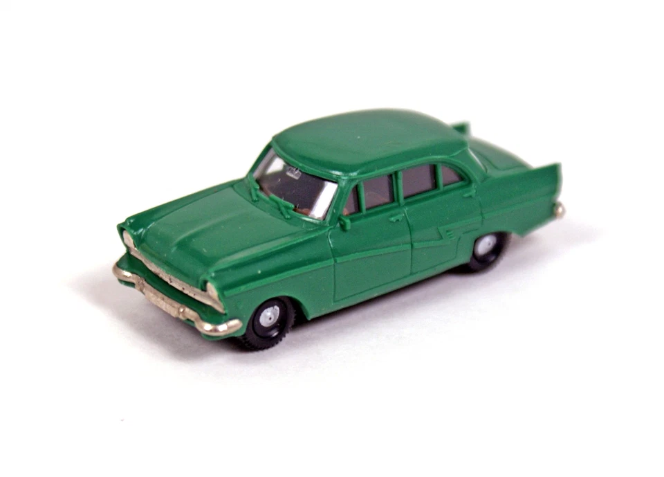 Brekina Models Car, Ford Taurus, Scale Vehicle, #1903, HO Scale, NOS - Image 1 of 4