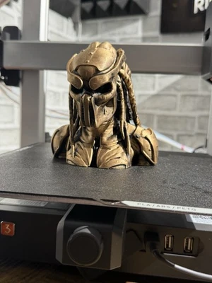 Predator Badlands Bust – 3D Printed Display Model - Image 1 of 4