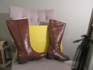 Women's Kenneth Cole Reaction Brown Boots Size 8   These are New in the Box! - Picture 1 of 10