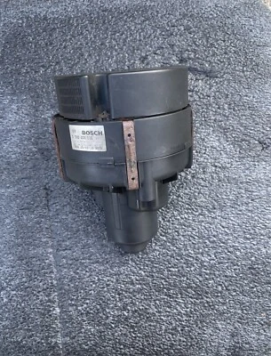 Bomba de smog de aire secundaria OEM Mercedes W203 C32 CLS55 S55 AMG control de emisiones OEM Foto 1 de 4
