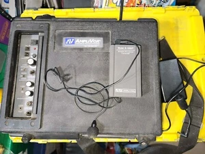AmpliVox Sound Systems S222/SW222 Wireless Portable PA System W/ 1 wireless mic - Picture 1 of 5