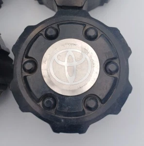 Toyota Pickup 4Runner T100 Center Cap Hubcap 1986-1996 USED 69305 - Picture 1 of 5