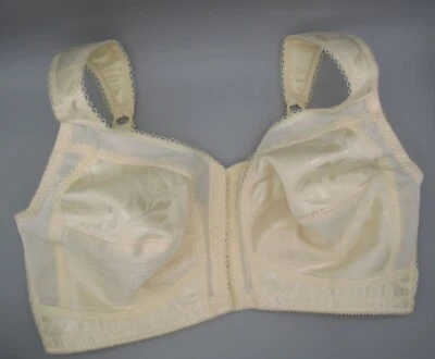 PLAYTEX~36D~4695~Light Beige 18 Hour Comfort Strap Front Close Flex Back Bra - Image 1 of 4