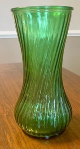 Vintage Hoosier Glass Vase Emerald Green Ribbed 4081 4091 Mid Century 9.5" - Picture 1 of 3