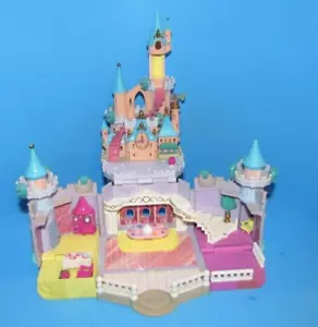 De colección Disney 1995 "Castillo Encantado de Cenicienta" Polly Pocket Bluebird 10" L@@K - Imagen 1 de 12