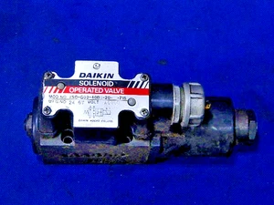 VÁLVULA SOLINOIDE HIDRÁULICA DAIKIN KSO-G02-40BE-20-715 100V AC - Imagen 1 de 8