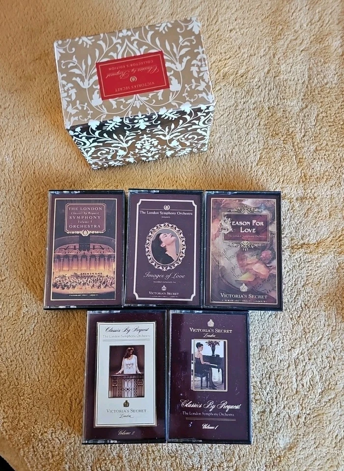 Victoria's Secret Classic By Request Collection Cassette Boxset (5) 1990 - Imagem 1 de 4