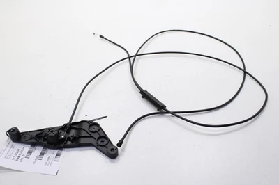 2010-15 BMW 750I xDrive кронштейн замка защелки спусковой кабель 51239114002 OEM - Изображение 1 из 4