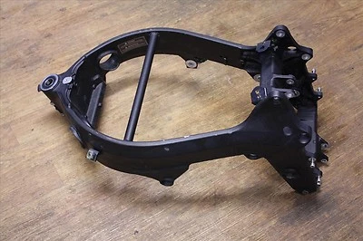 05 TRIUMPH DAYTONA 650 CUADRO PRINCIPAL CHASIS 65 Foto 1 de 4