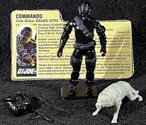 1985 SNAKE EYES V2 • COMPLETE • VINTAGE CARDBACK • G.I. JOE A REAL AMERICAN HERO - Picture 1 of 8