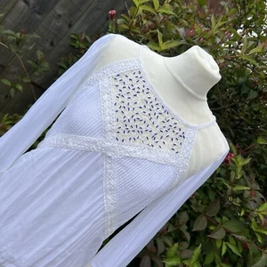 Guess White Boho Gypsy Lace Crochet Beaded Blouse Top Long Sleeve Tshirt M - Picture 1 of 17