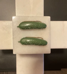 Vintage Heinz Pickle Pin Plastic with Metal Hardware Advertising lot 2 - Picture 1 of 3