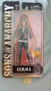 Figura Mezco Sons of Anarchy Gemma Teller 6" nueva en tarjeta 2014 - Imagen 1 de 5