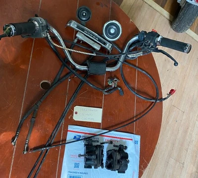 Honda CB 900C 1982 sistema delantero completo. Manillar Interruptores Frenos y Líneas Foto 1 de 4