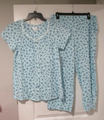 Aria womens super soft cotton short sleeved capri pajamas size M 8/10 - Image 1 of 4