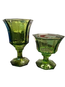JUEGO VINTAGE DE 4 COPAS DE VINO VERDE PANEL INDEPENDIENTE Y 4 COPAS DE CHAMPÁN - Imagen 1 de 4