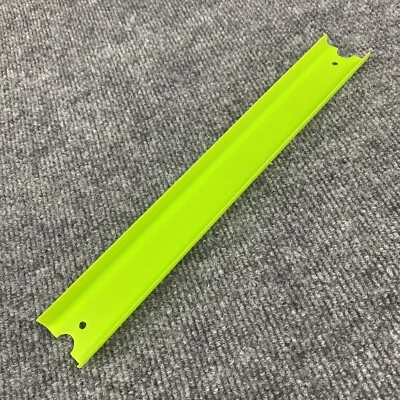 Hot Wheels Colossal Crash Replacement Part GFH87 - Green Straight Track - Image 1 of 4