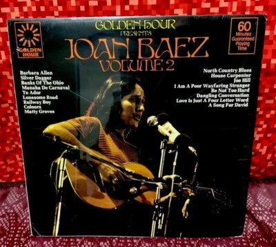 1977 Joan Baez “Golden Hour Presents Joan Baez Volume 2” Golden Hour LP (Sealed) Foto 1 de 4